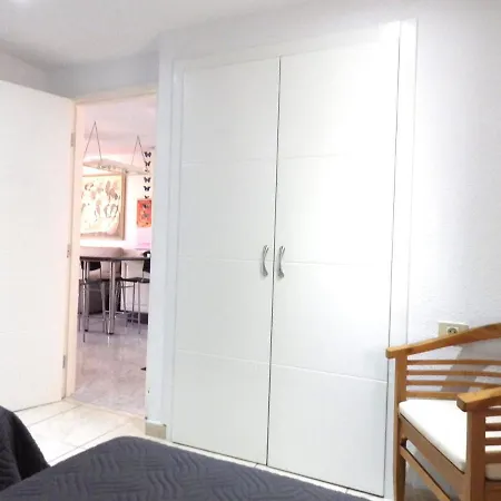 Two Bedroom Pool View In Castle Harbourc202