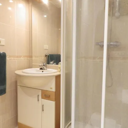 Two Bedroom Pool View In Castle Harbourc202 Apartment