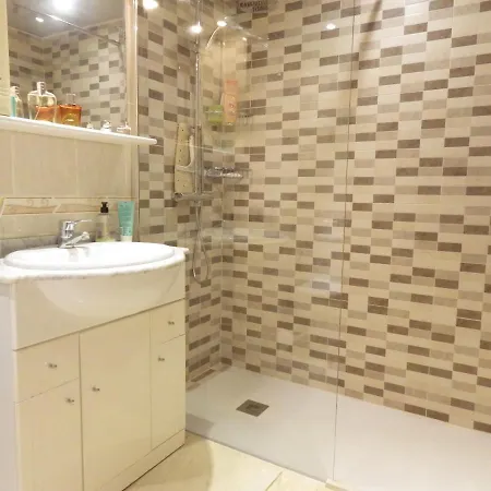 Apartmán Two Bedroom Pool View In Castle Harbourc202
